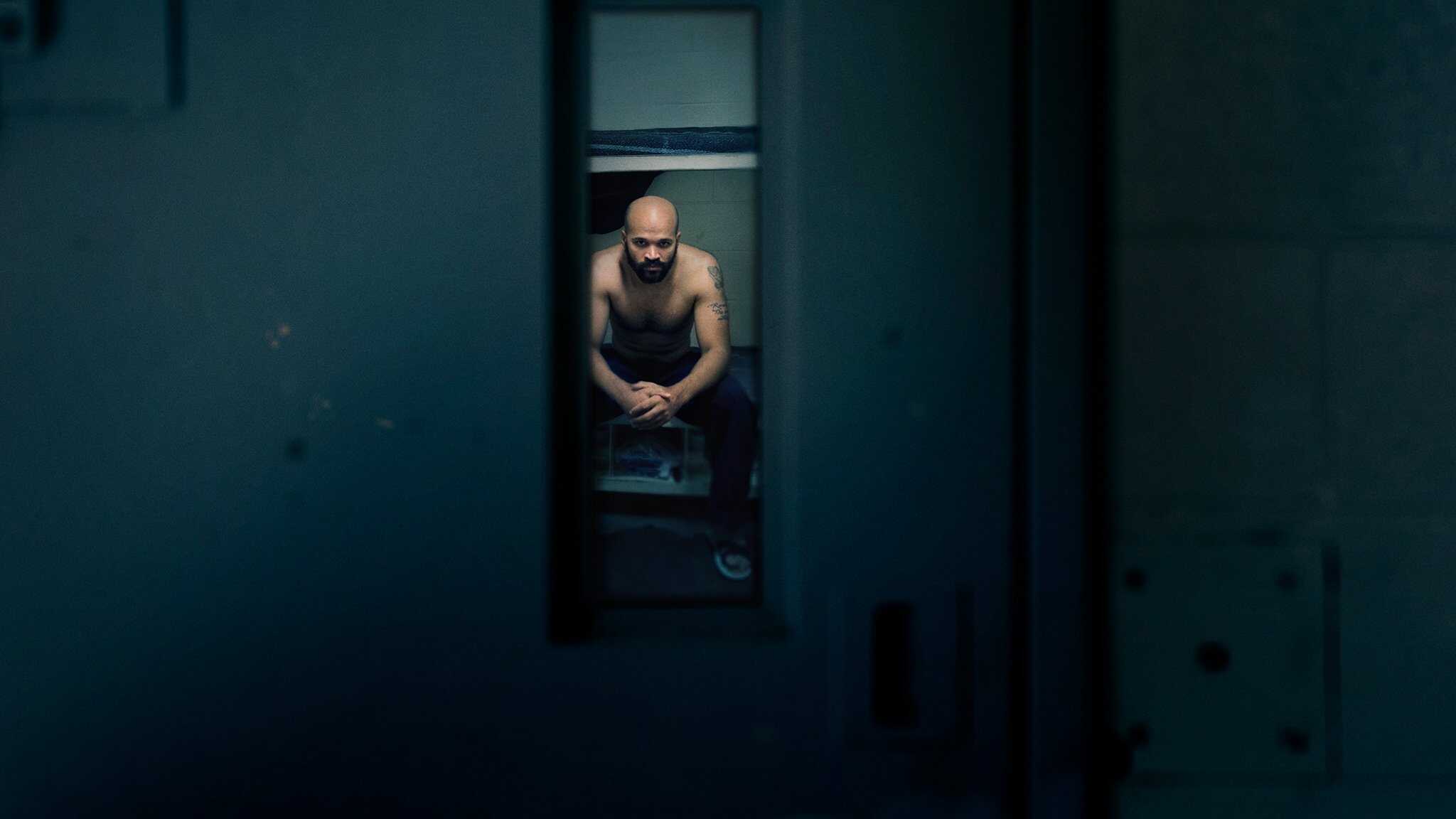 EN - 60 Days In (2016) 1