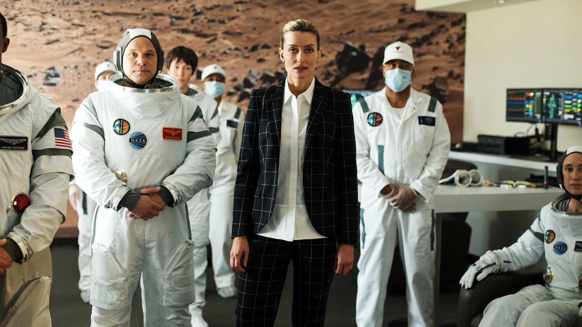EN - The First (2018) 1