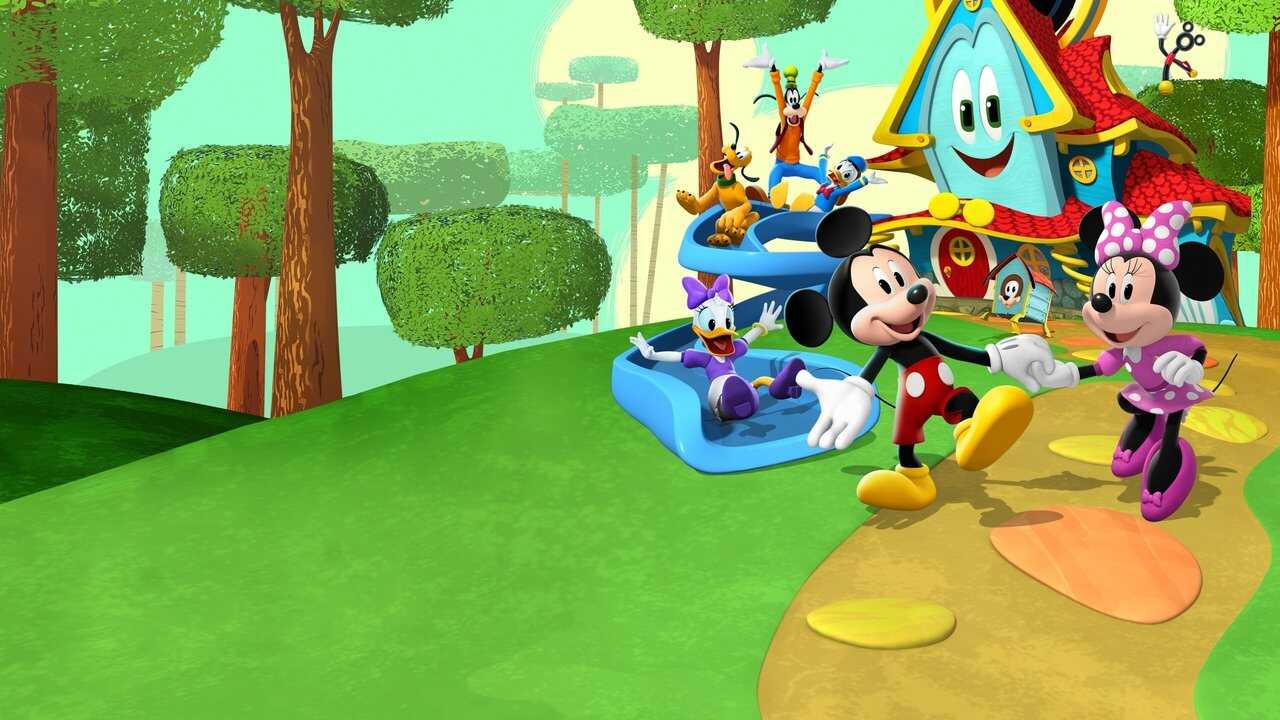EN - Mickey Mouse Funhouse (2021) 4