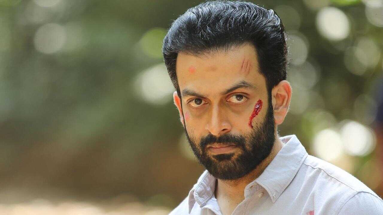 Kuruthi (2021) 0