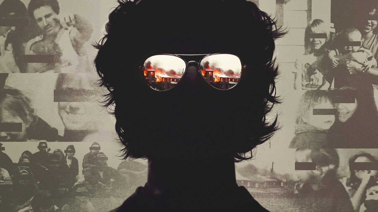 IN - Waco: American Apocalypse (2023) 1