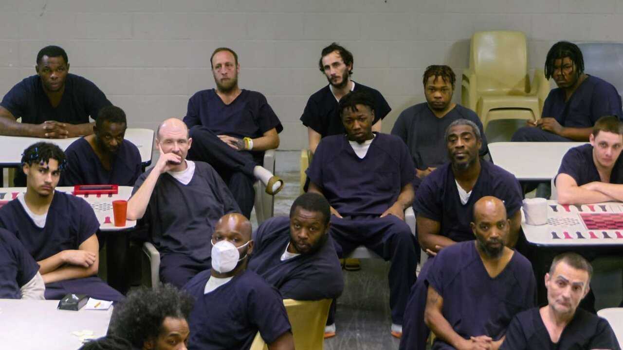 FR - Unlocked : La prison fait un break 1