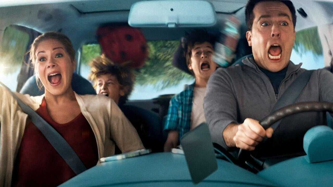 W nowym zwierciadle: Wakacje (2015) 0