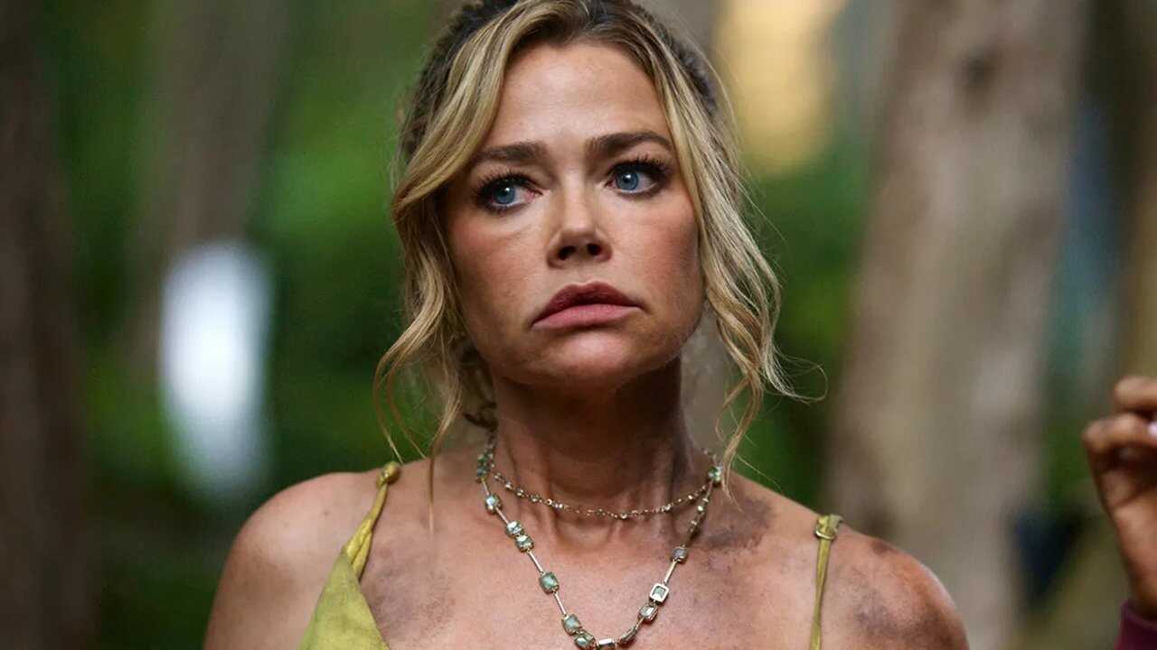 Hunting Housewives (2024) 0