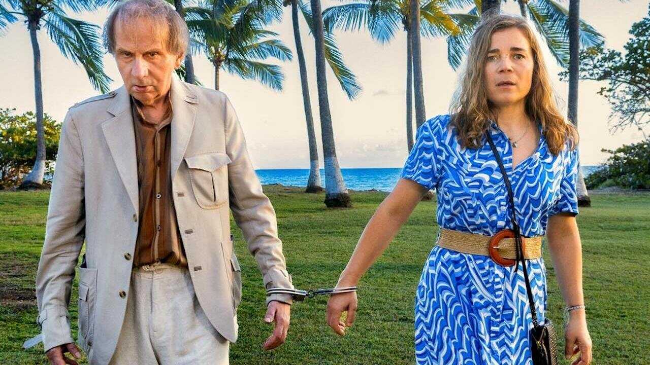 En la Piel de Blanche Houellebecq (2024) 0