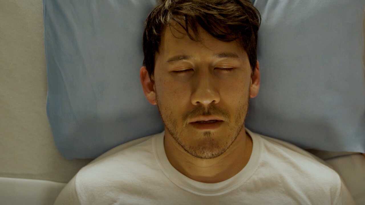EN - The Edge Of Sleep (2024) 4