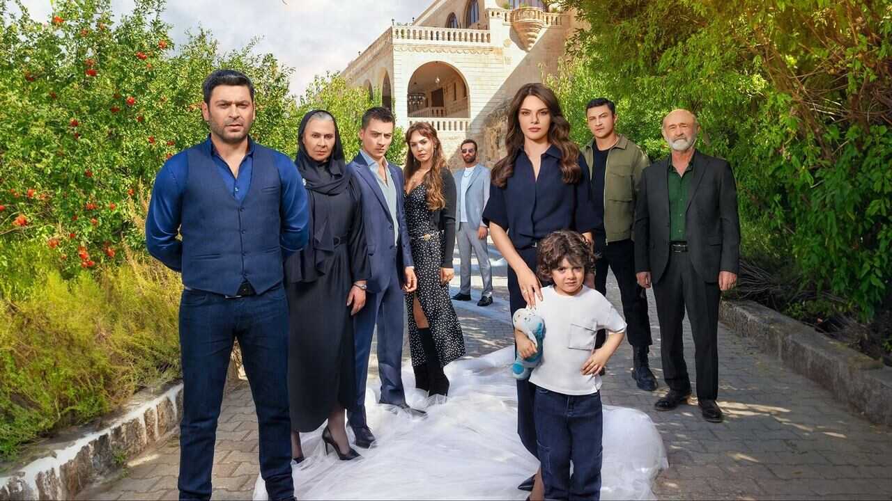 EN - Uzak Sehir - Far Away (2024) 1
