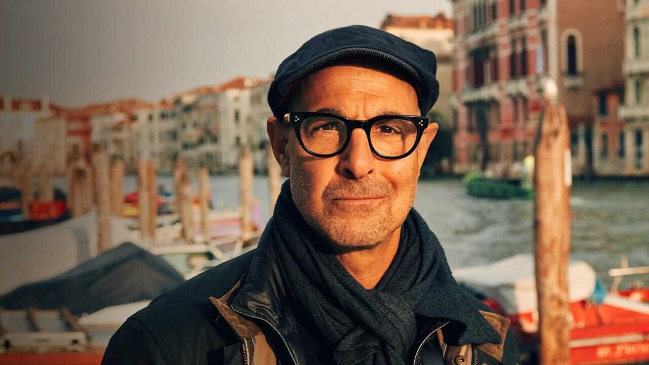 ES - Stanley Tucci. Recorriendo Italia (2021) 1
