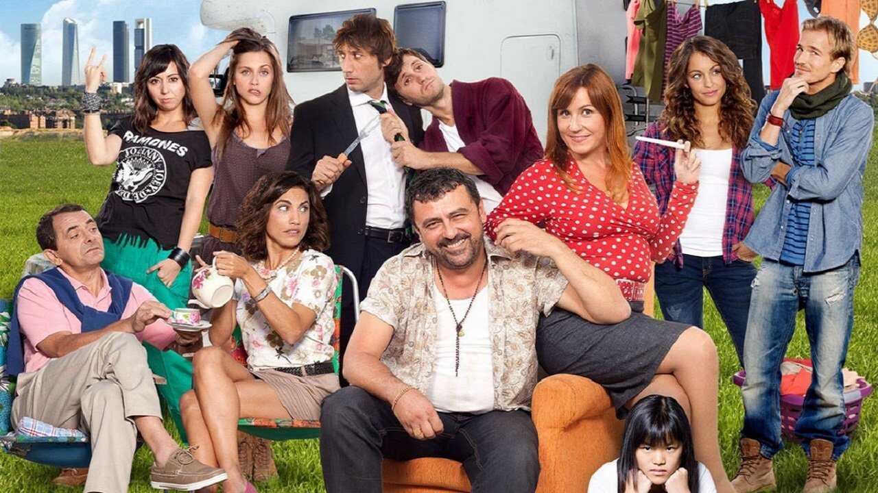 ES - Con el culo al aire 2
