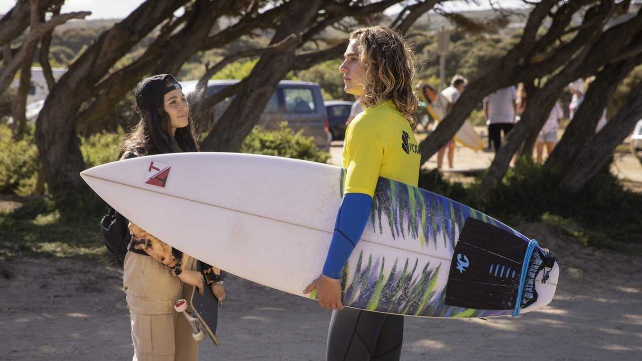 IN - Surviving Summer (2022) 4