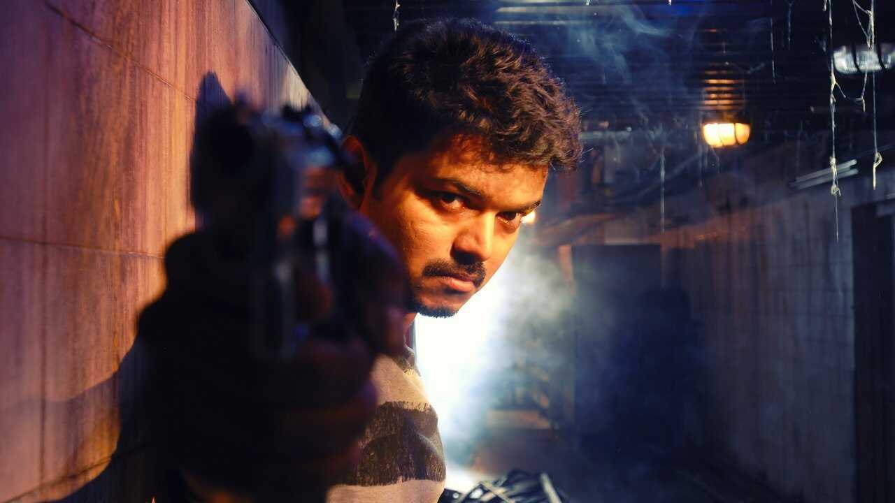 Thuppakki (2012) 0
