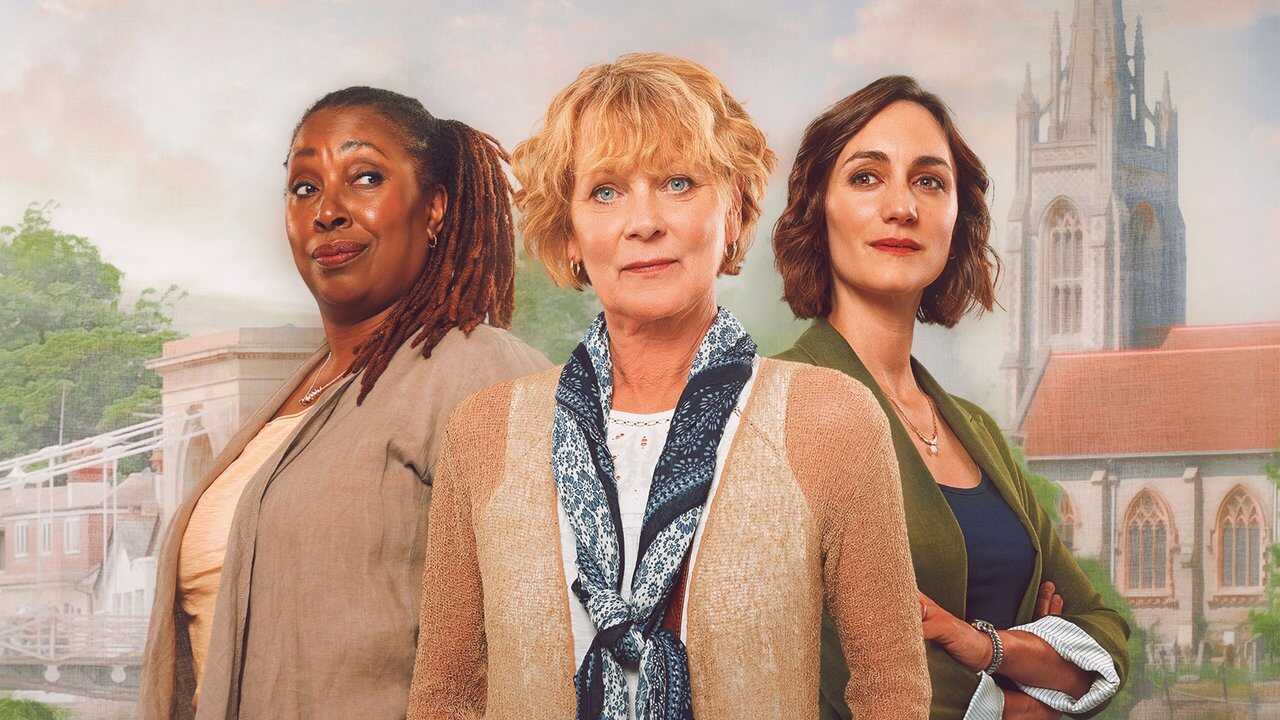 EN - The Marlow Murder Club (2024) 2