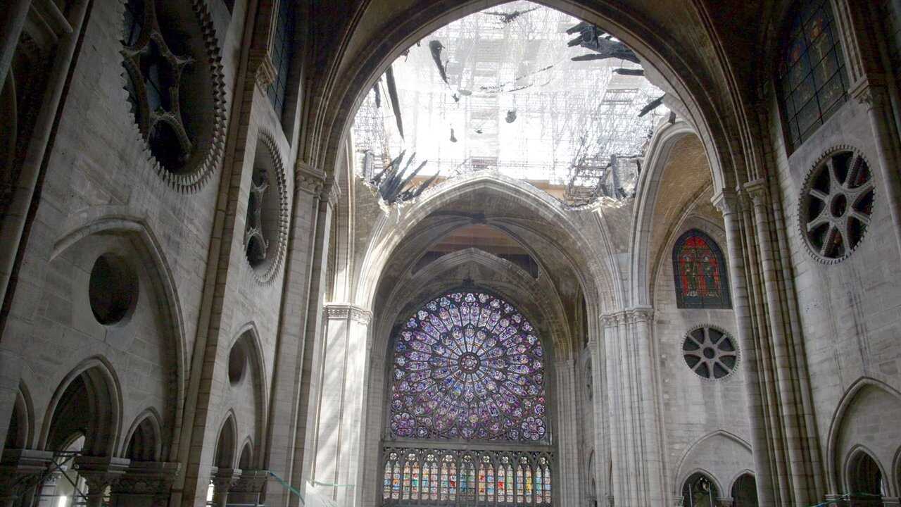 FR - Notre-Dame de Paris, le chantier du siècle 0