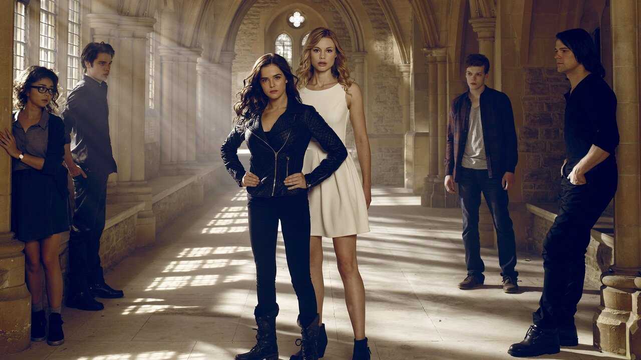Vampire Academy (2014) 0