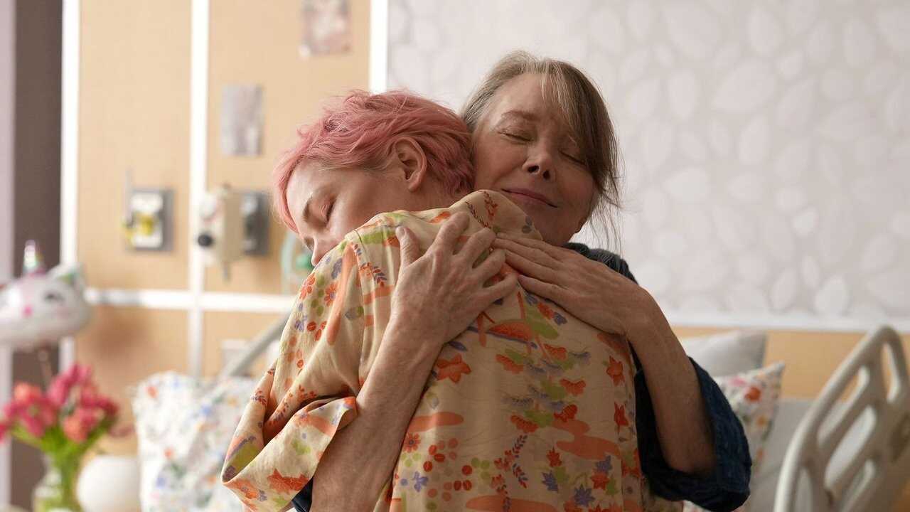 ES - Dying for Sex (2025) 3