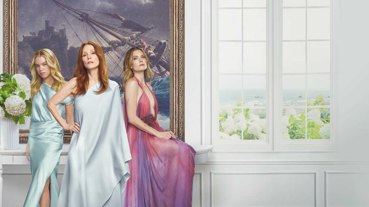 EX - Sirens (2025) 3