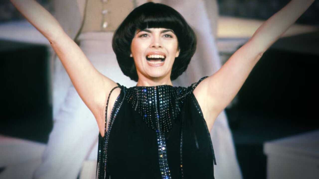 Mireille Mathieu - La mystérieuse demoiselle d'Avignon 0
