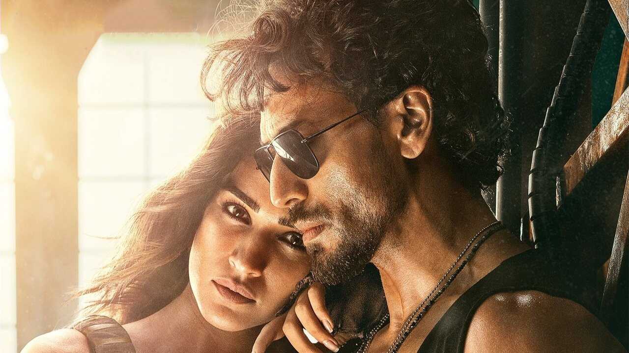 Ganapath (2023) 0