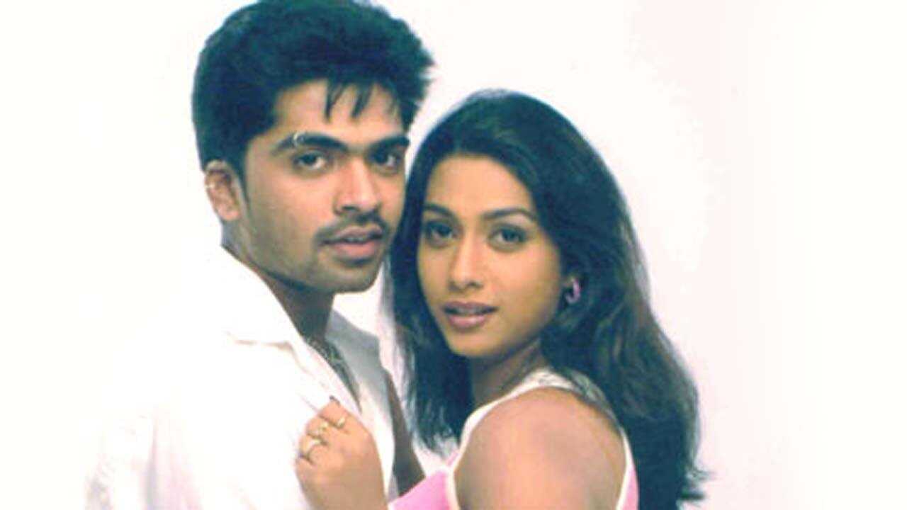 Dum (2003) 0