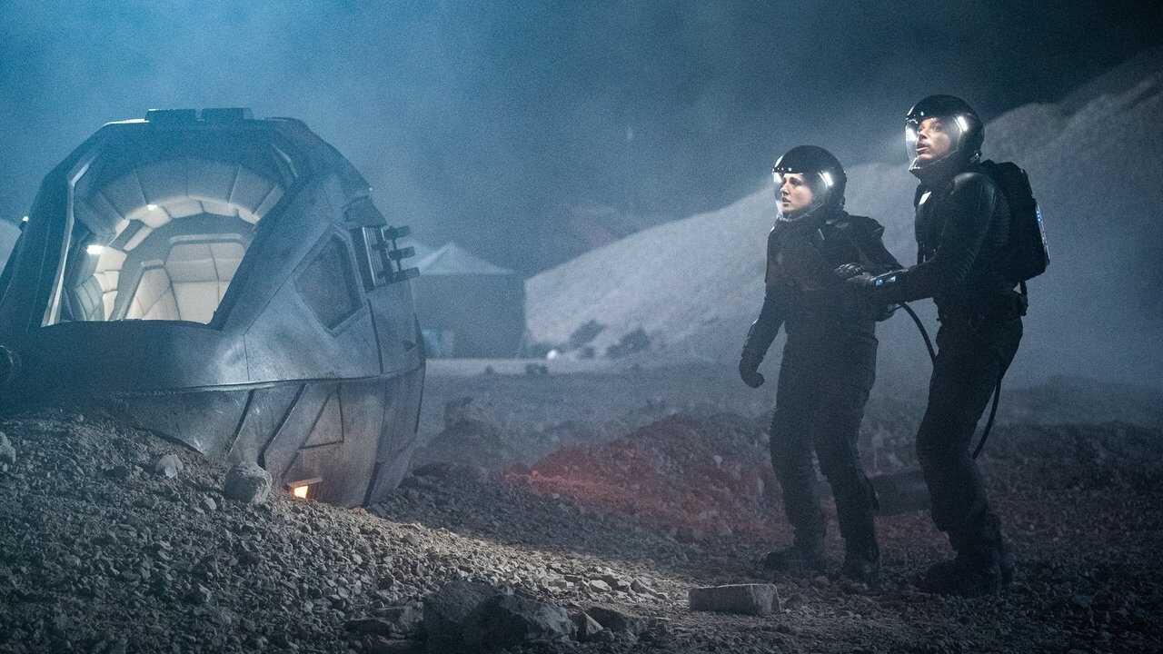 Distant 0