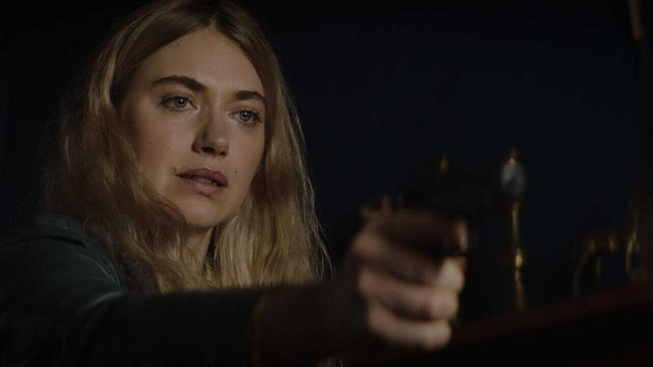 Rose's War (2024) 0