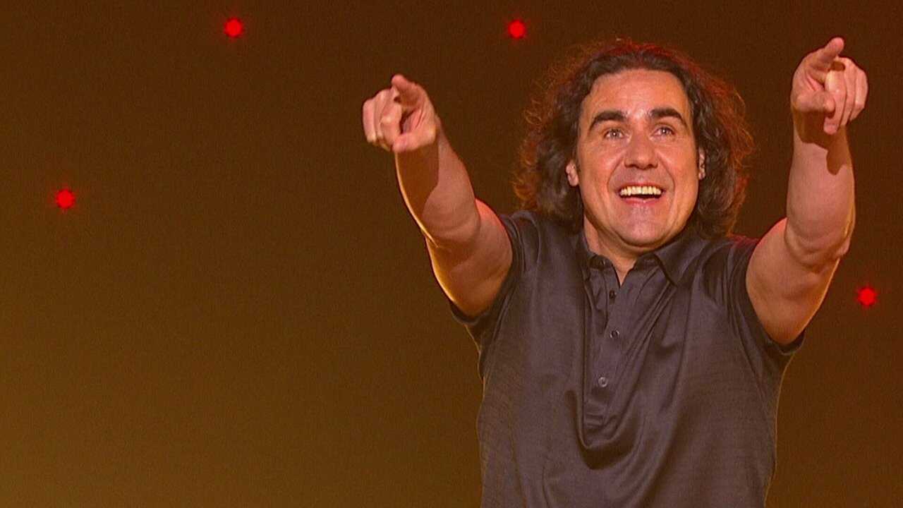 Micky Flanagan: Peeping Behind the Curtain 0