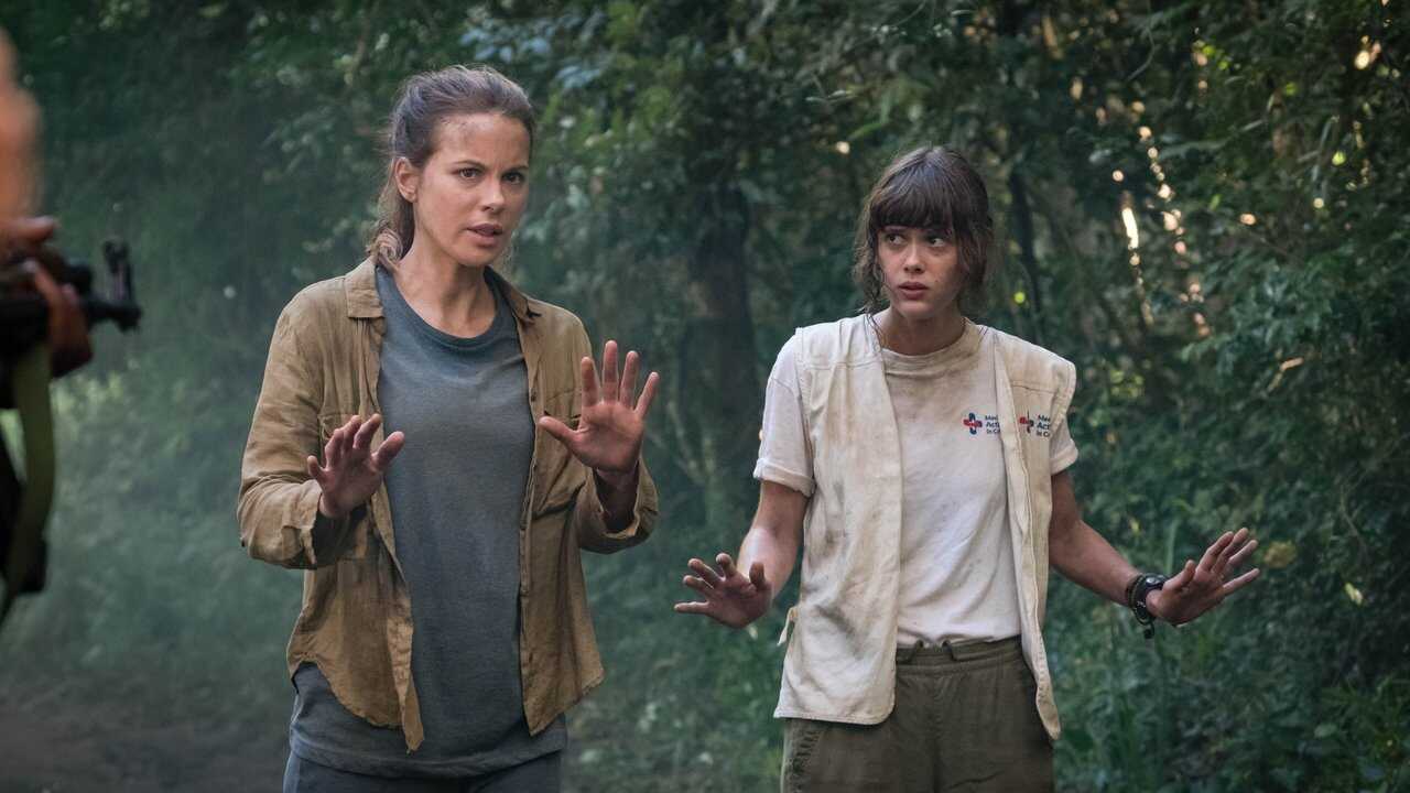 EX - The Widow (2019) 1
