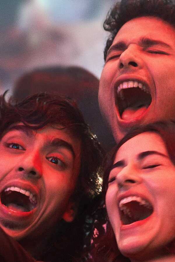 Kho Gaye Hum Kahan (2023) 0