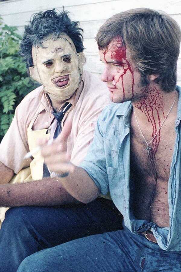 Texas Chainsaw Massacre: The Shocking Truth (2000) 0