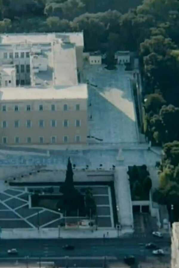 Loufa kai parallagi: Seirines sti steria (2011) 0