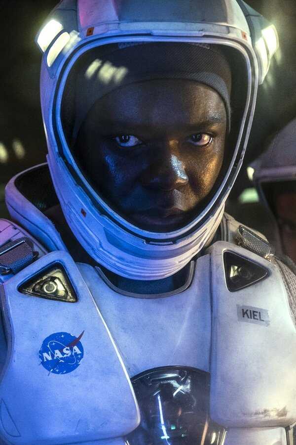 The Cloverfield Paradox (2018) 0