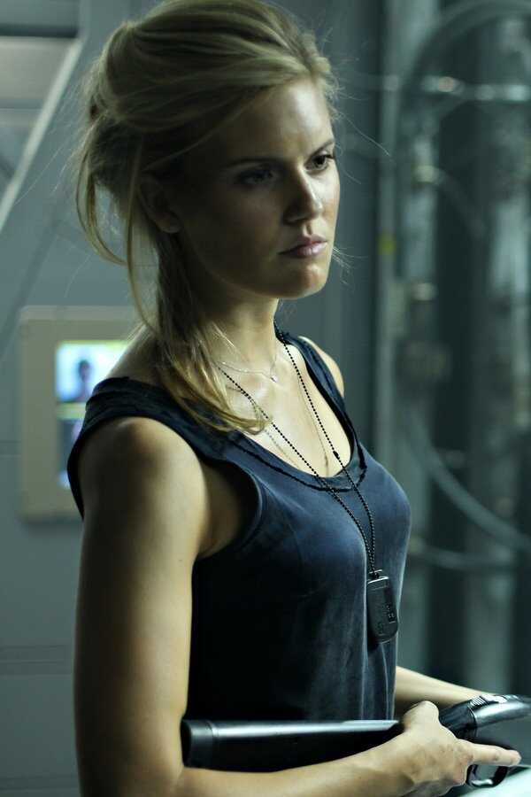 Lock Out (2012) 0