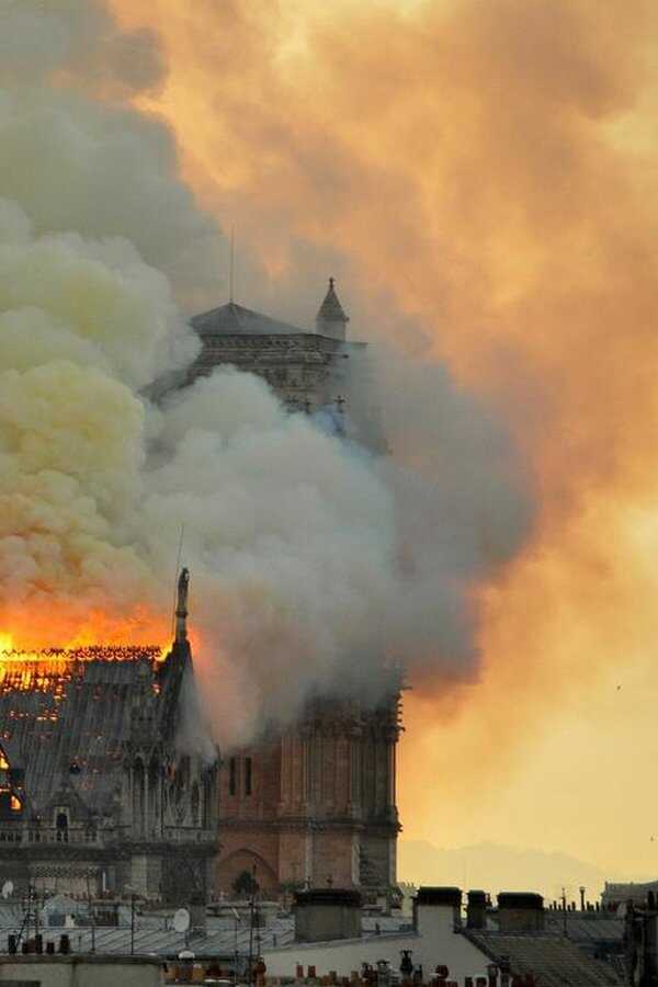 Notre-Dame on Fire (2022) 0