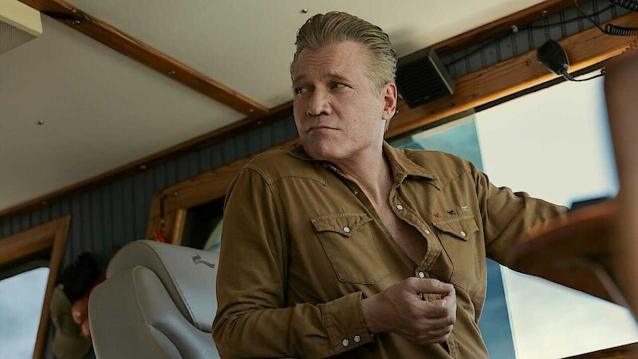 IR - The Waterfront بارانداز, اسکله (DUB) (2025) (US) 1